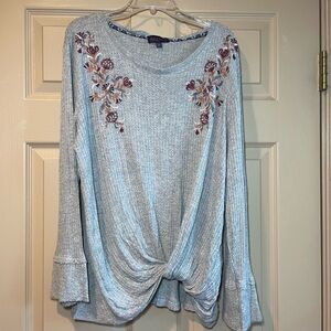 Artesia Gray Waffle-Knit Women's Long Sleeve Top with Floral Detail,‎ Size XL